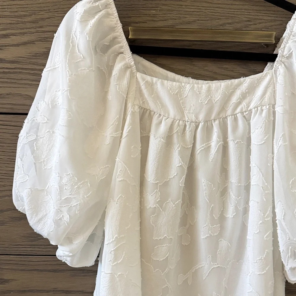 White Textured Puff Sleeve Blouse Size Small Sheer Floral Cottagecore Top